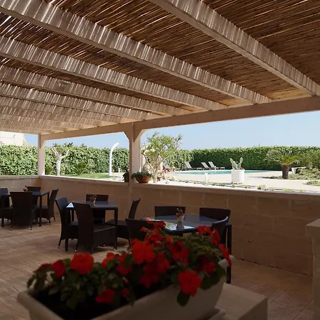 Il Giardino Del Tiglio Uggiano La Chiesa