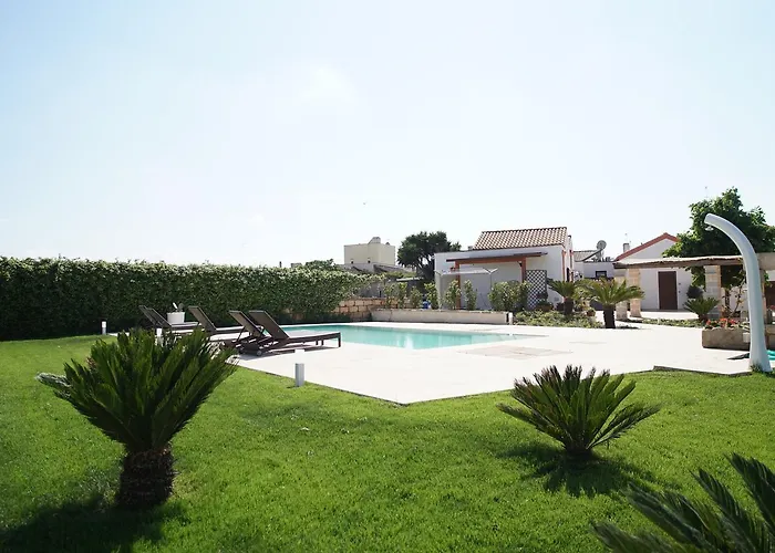 Il Giardino Del Tiglio Bed & Breakfast Uggiano La Chiesa